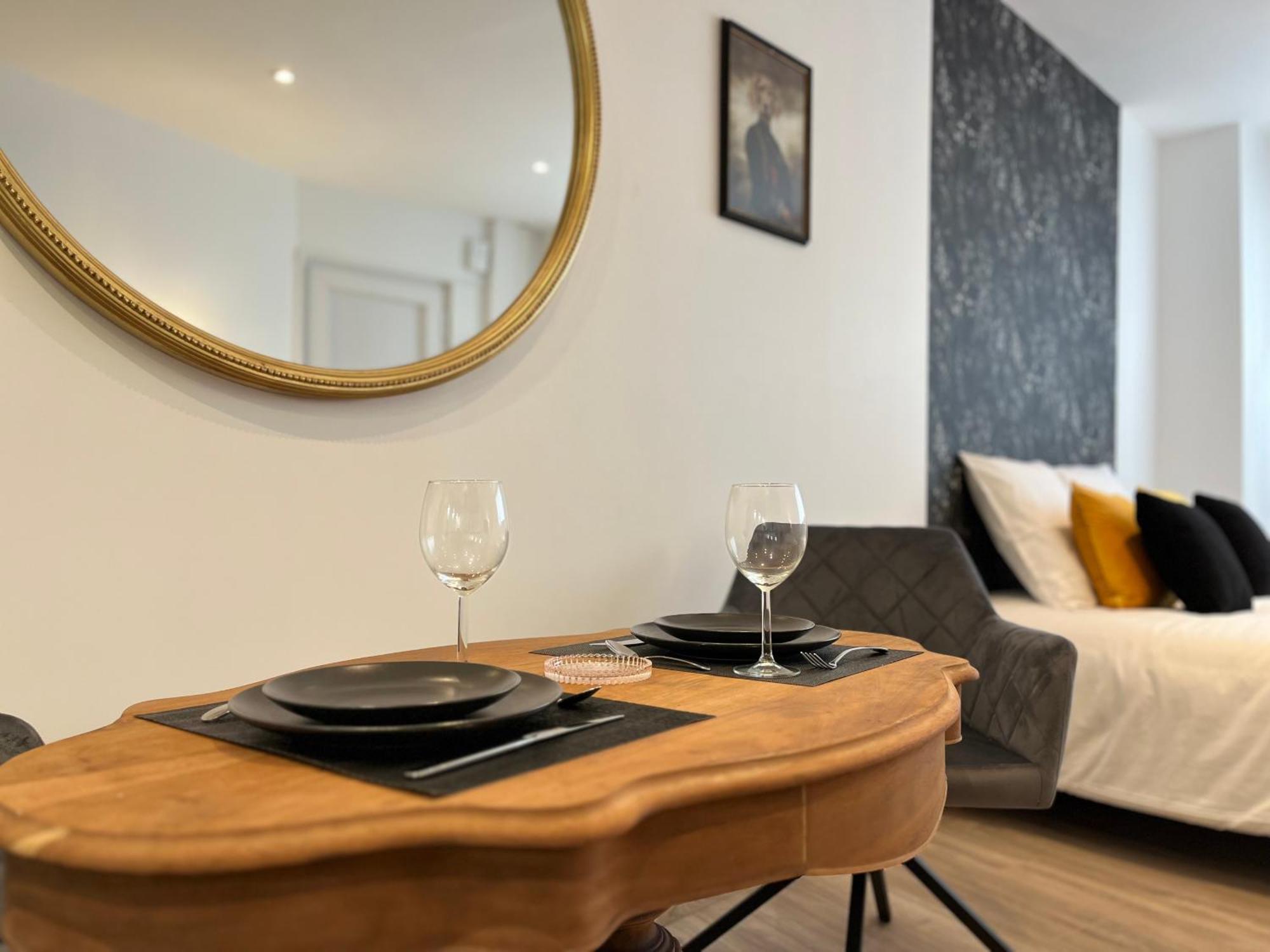 L'ecrin - - King Bed - Calme - Luxe Apartment Arras
